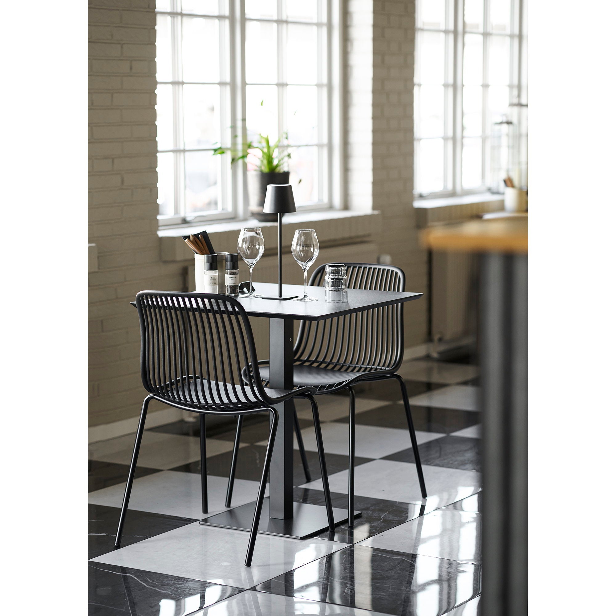 Fano Cafétafel - Melamine, donkere steenlook, zwart metalen onderstel 70x70x75 cm