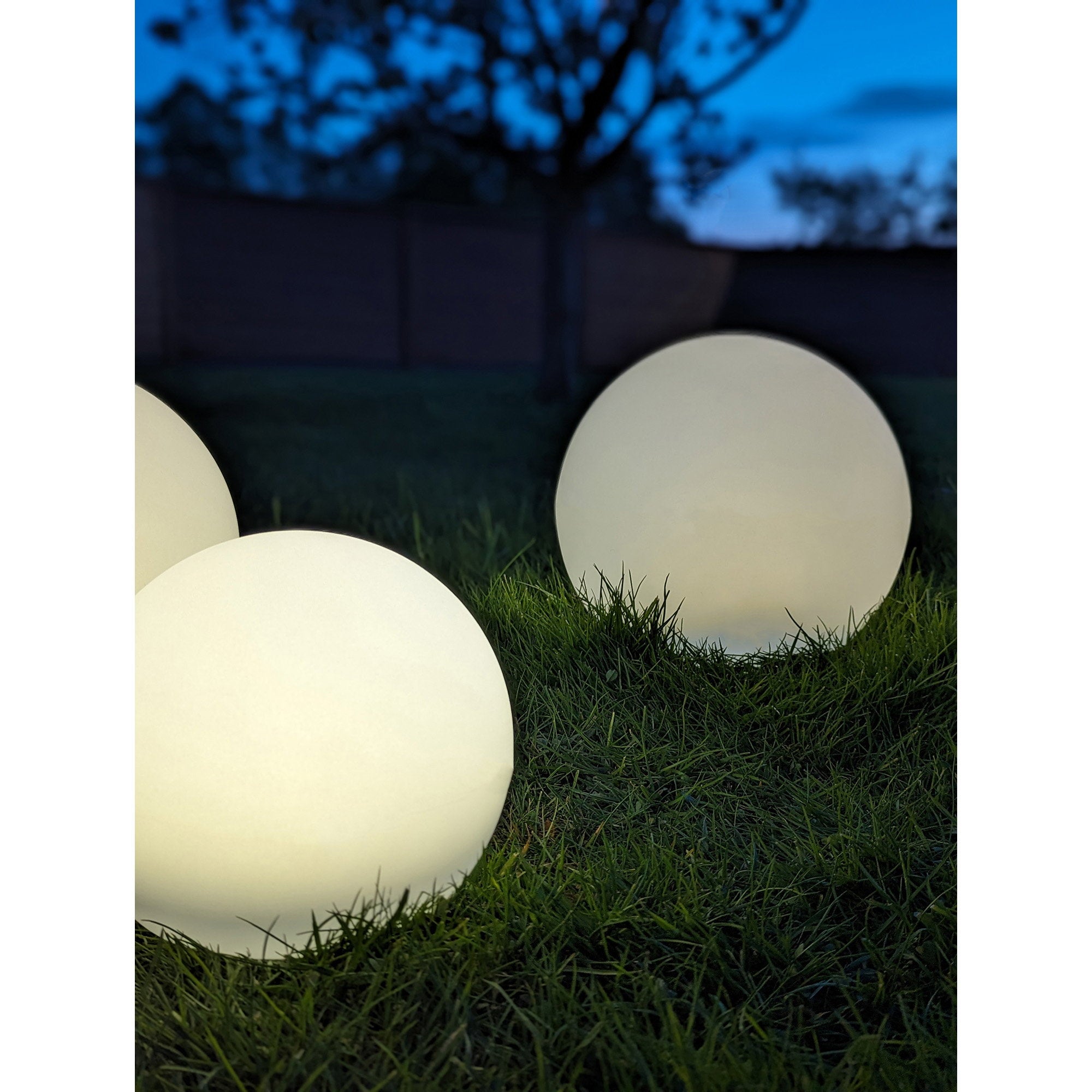 Lifton LED Lamp - Oplaadbare lamp met geïntegreerd zonnepaneel, wit Ø25 cm