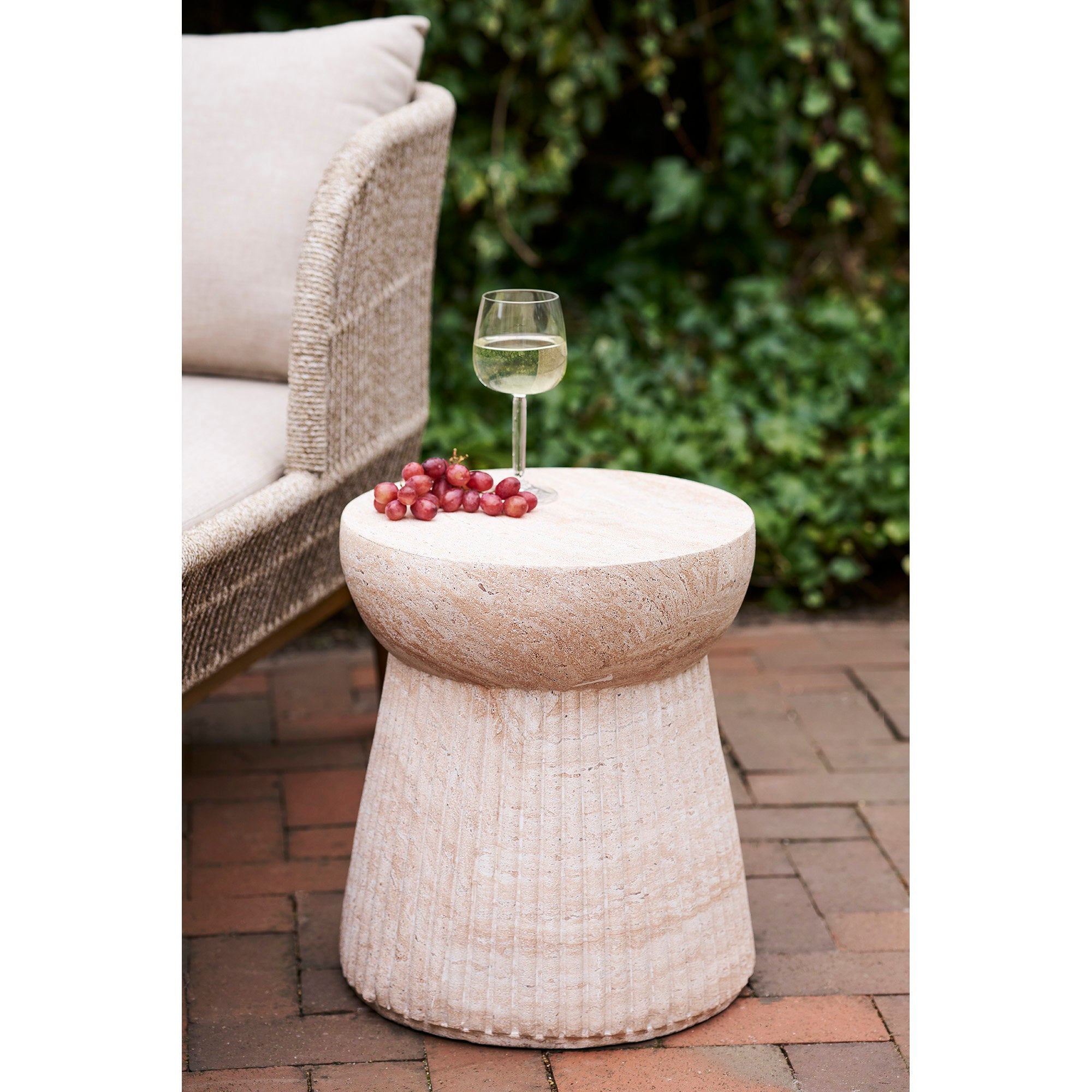Bonn Side Table - Side table, fiberclay with milled structure, natural Ø37x43 cm