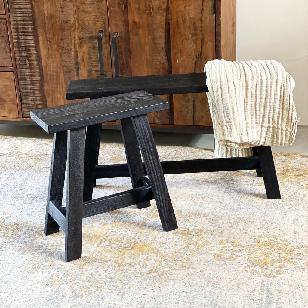 Black "bus stop" bench medium - 45x20x50 cm