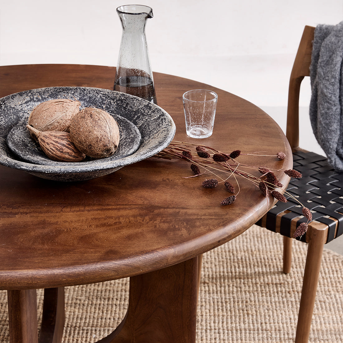Bullnose Coliseo Round Mango Wood Dining Table - Ø 120 cm