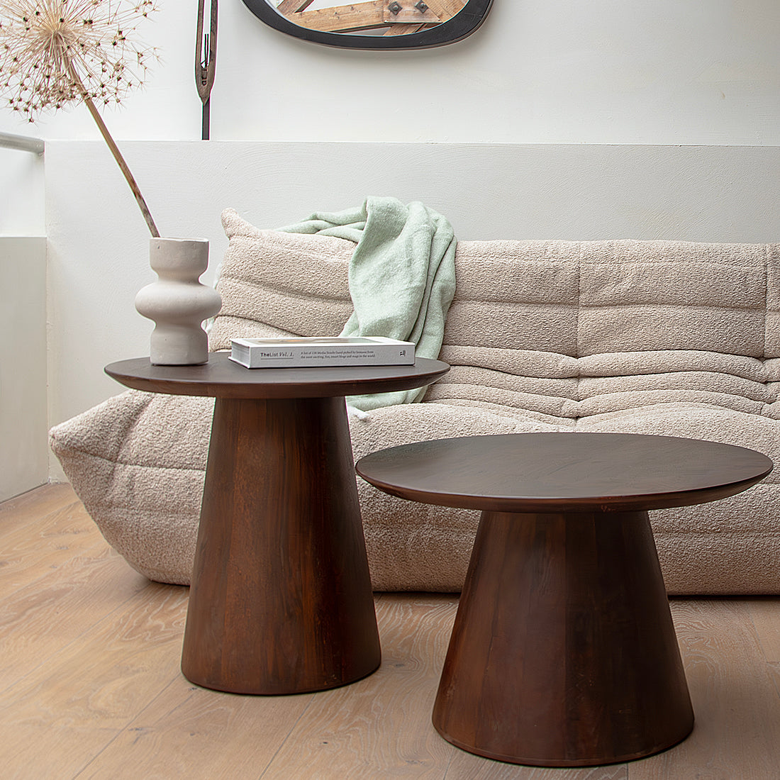 Bullnose mango wood side table cone Ø 50 cm