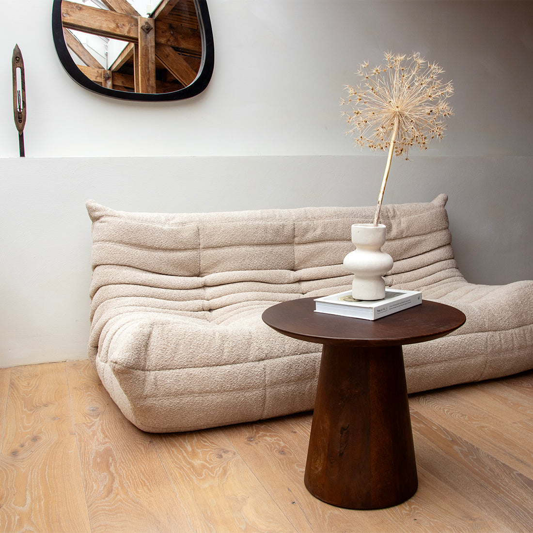 Bullnose mango wood side table cone Ø 50 cm